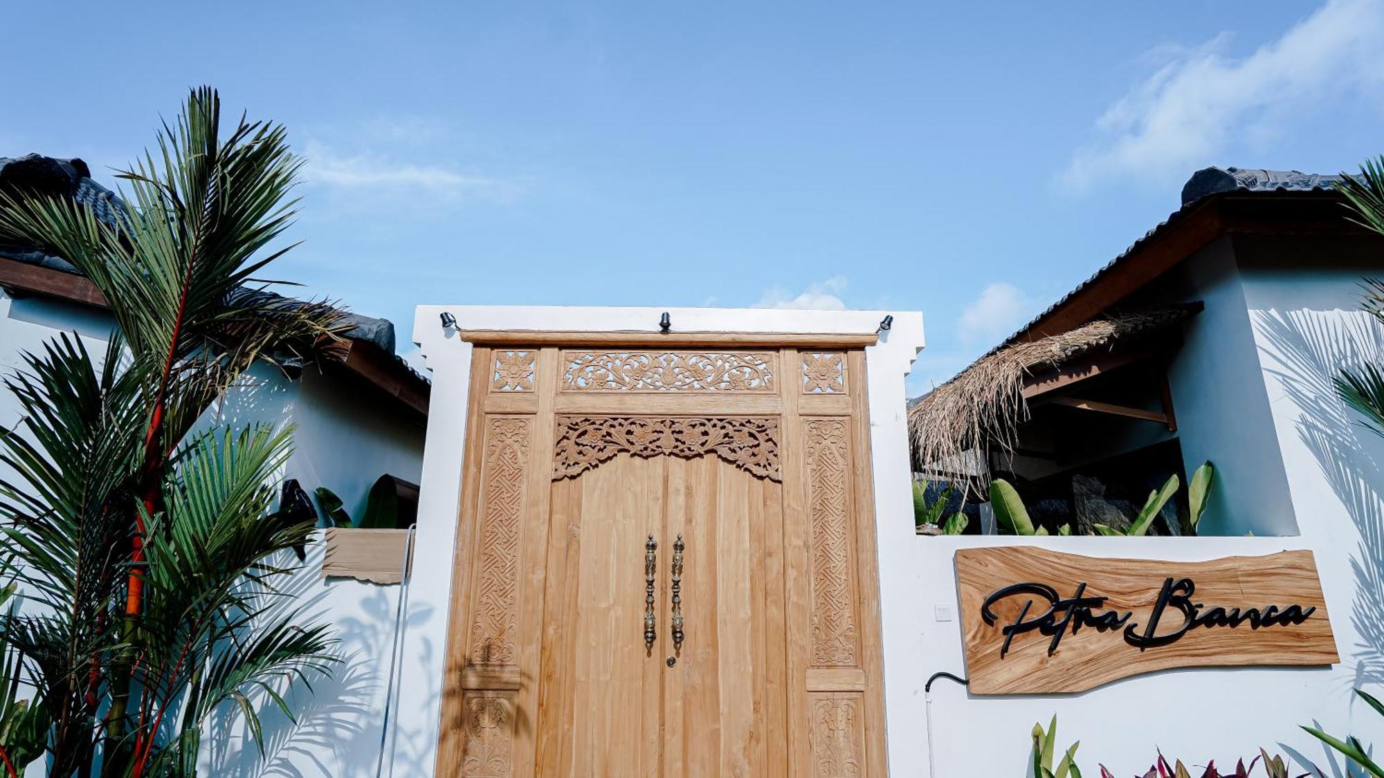 Hotel Petra Bianca Uluwatu Esterno foto